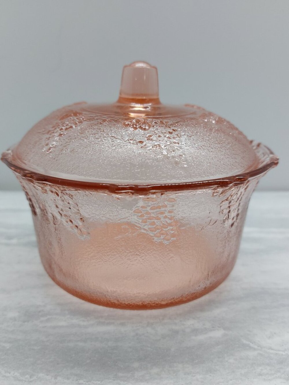 Vintage KIG Indonesia Pink Glass Covered Candy Trinket Dish Grape Vine